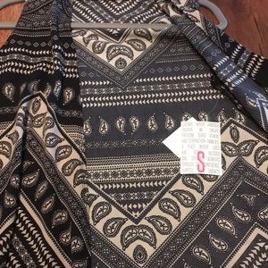 NWT Lularoe Joy 🖤